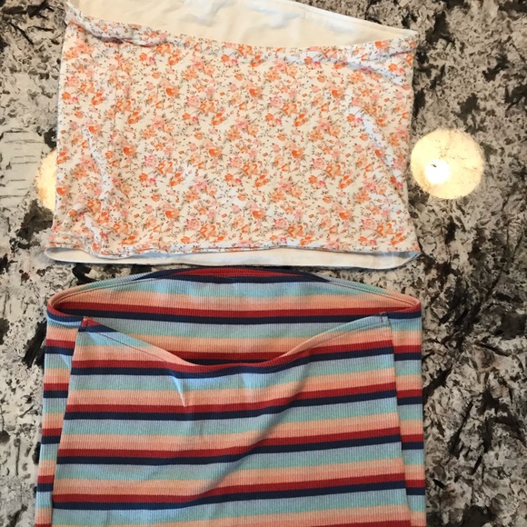 American Eagle small tank tops ( no straps) - Picture 2 of 3